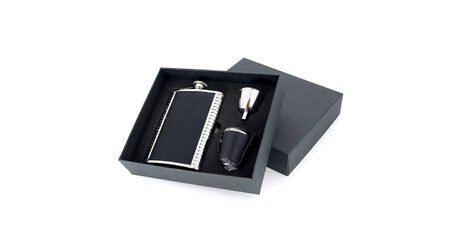 купите Подарочный набор: фляга походная для спиртного S.Quire 1508YGB, 3 стаканчика и воронка в Новосибирске