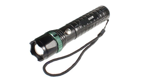 купите Светодиодный фонарь аккумуляторный UltraFire 8000W (Cree XP-G Q5) 500 люмен в Новосибирске